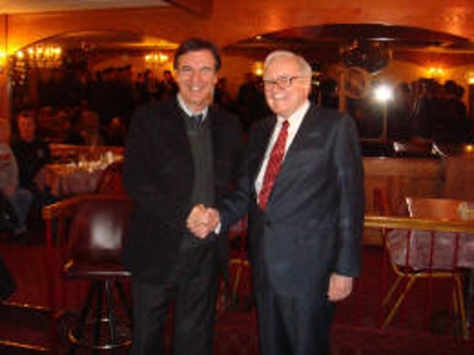 Dr. Athanassakos poses with Mr. Buffett